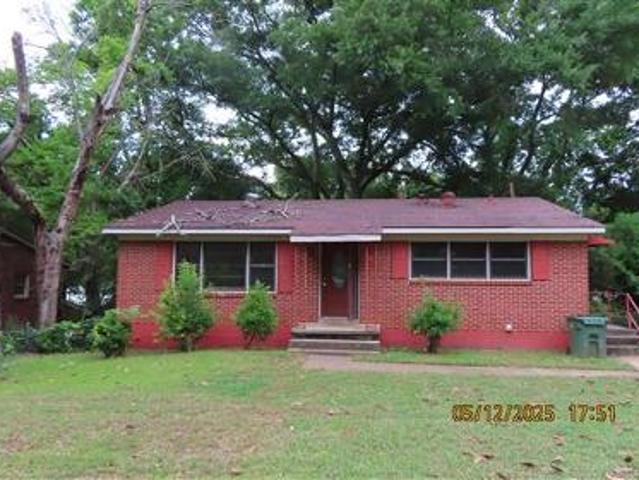 House for sale in Montgomery