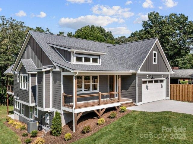 House for sale in Candler