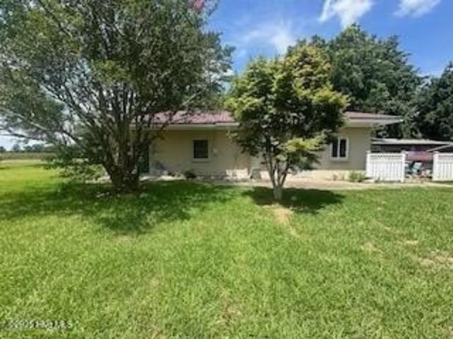 House for sale in Cove City, North Carolina