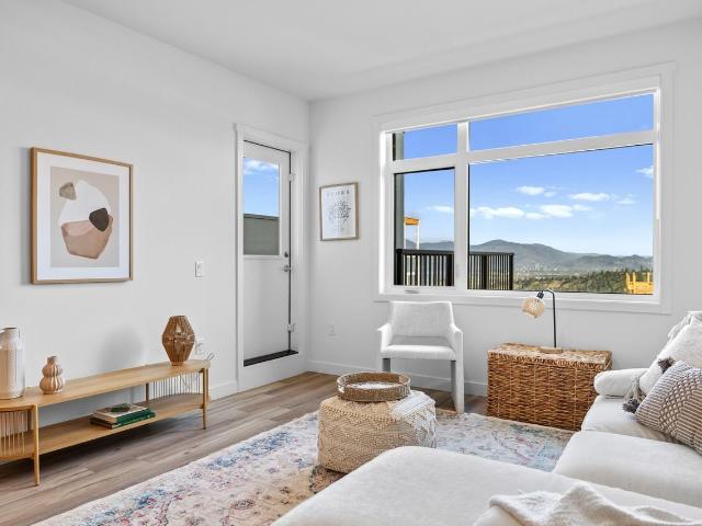 Apartment for rent in Winfield, British Columbia