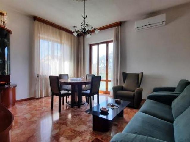 Villa Indipendente in vendita a Asciano, Toscana