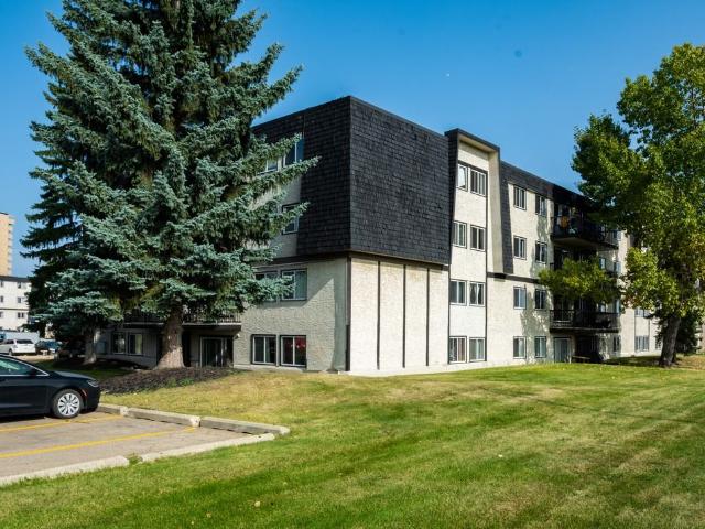 Apartment for rent in Wedgewood, Alberta