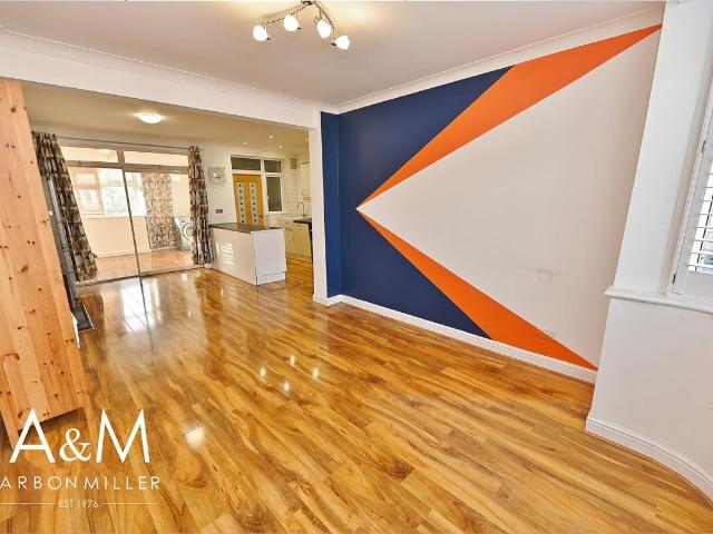 House for rent in London Borough of Redbridge, Greater London