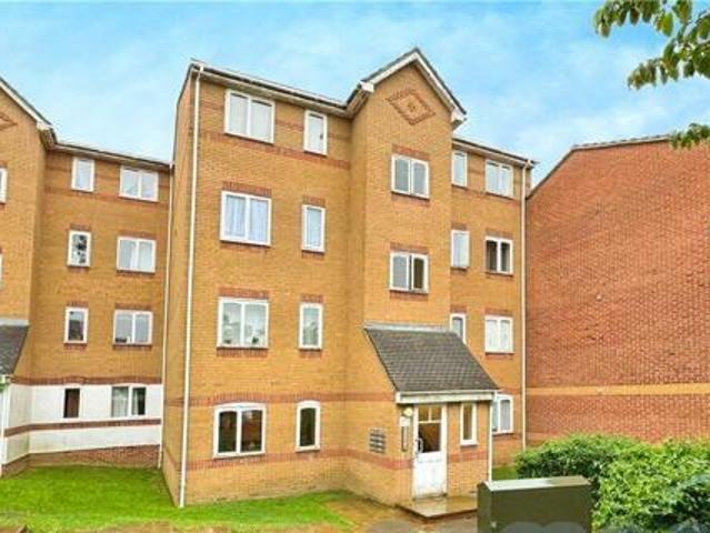 House for sale in Aldershot, Hampshire