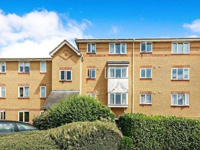 House for sale in Aldershot, Hampshire