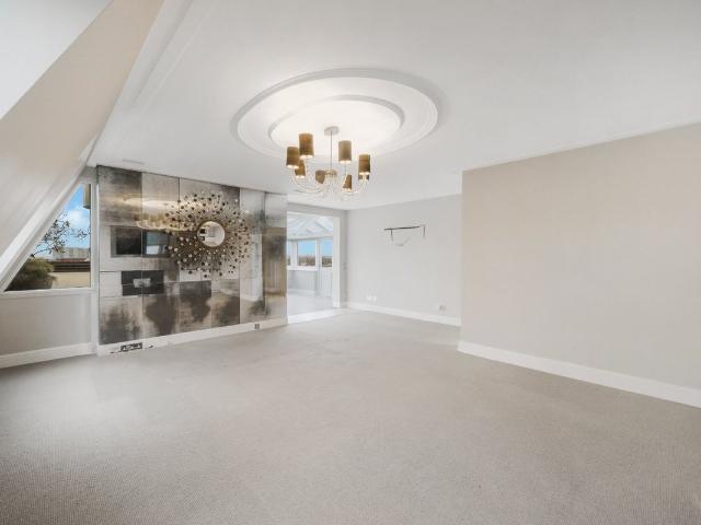 Apartment for rent in St. John's Wood, Greater London