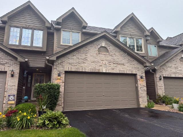 House for sale in Elgin, Illinois