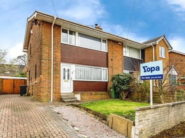 House for sale in Brighouse, West Yorkshire