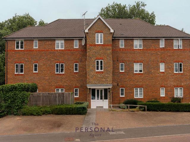 House for rent in Manor Park, Epsom