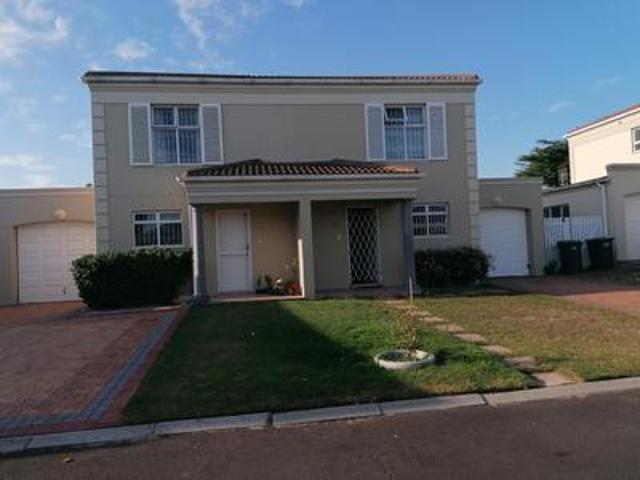 Townhouse for rent in Milnerton, Western Cape