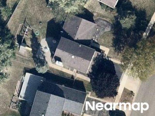 House for sale in Streamwood, Illinois