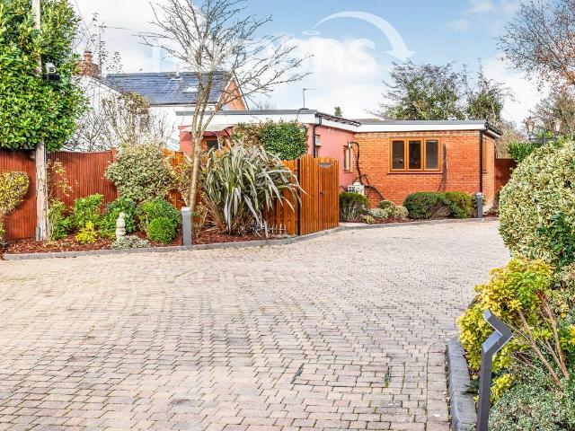 Apartment for rent in Touchen-end, Bray