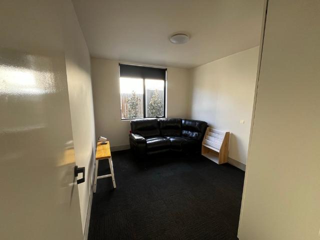 Room for rent in Camerons Creek, Victoria