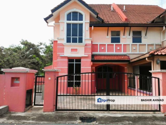 House for sale in Seksyen U20, Shah Alam