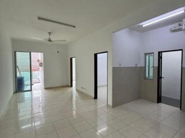 Serviced Residence for sale in Kajang, Langat