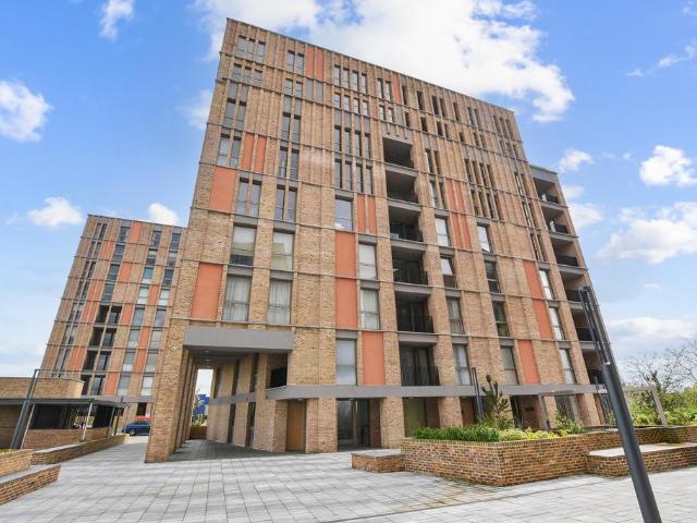 Apartment for rent in Dudden Hill, Greater London