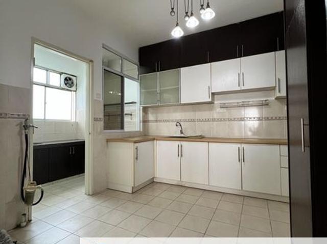 Condominium for sale in Petaling, Subang Jaya
