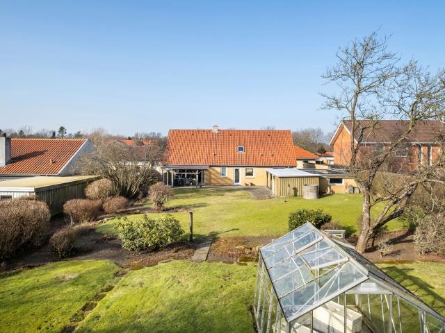 Villa til salg i Brønderslev, Brønderslev-Dronninglund
