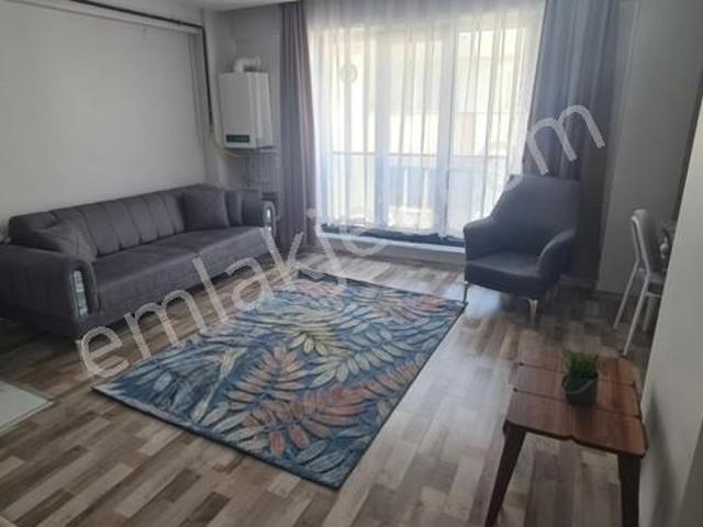 Cumhuriyet Meydanı, Bandırma içerisinde kiralık mülk