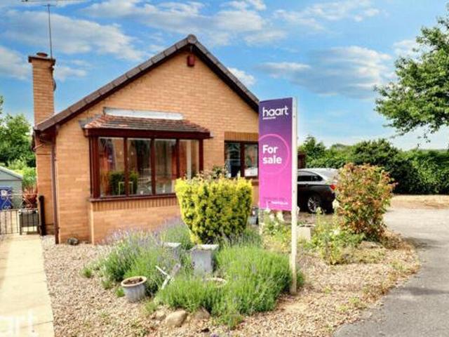 House for sale in Warmsworth, South Yorkshire