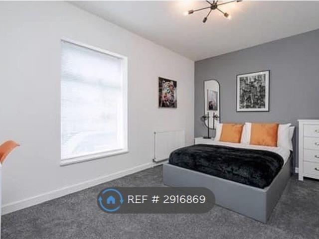 Room for rent in Heaton, Lee Bank