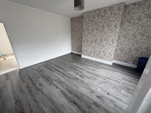 House for rent in Heaton, Lee Bank