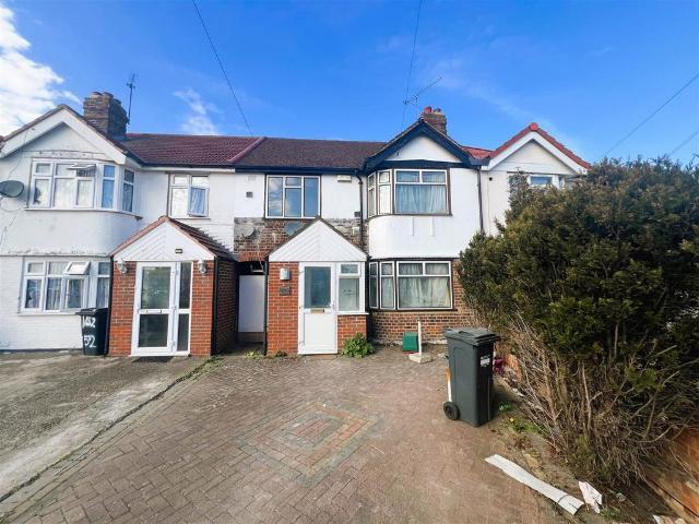 House for rent in London Borough of Hounslow, Greater London