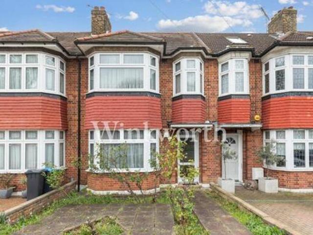 House for sale in Lyons, Greater London