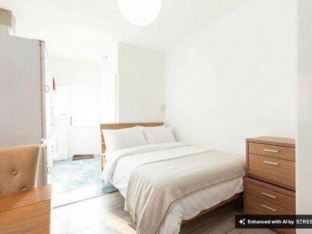 Studio for rent in London Borough of Barnet, Greater London