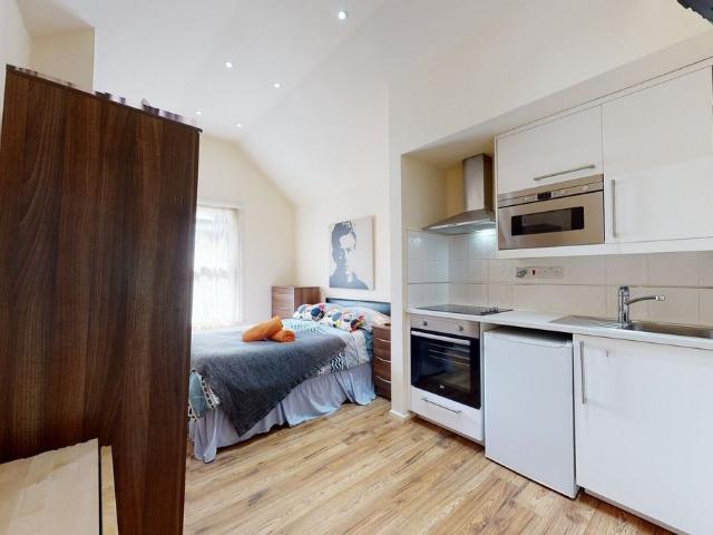 Studio for rent in Greater London