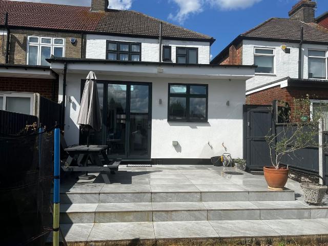 House for rent in Bowes, Greater London