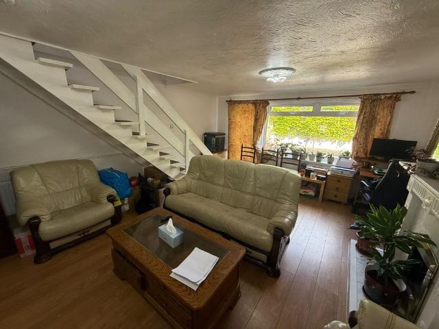 House for rent in Llandough