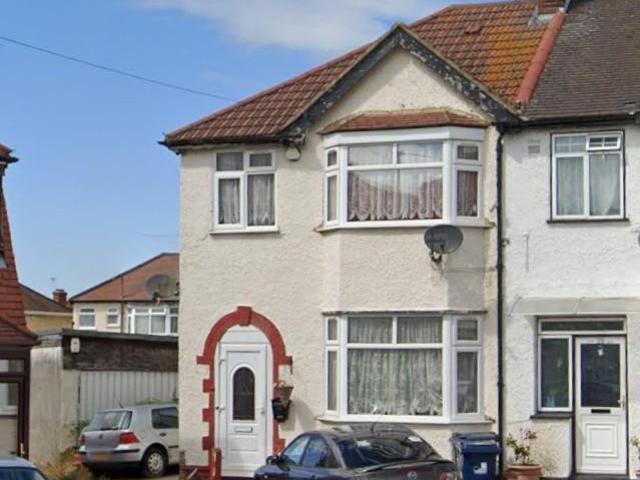 House for rent in London Borough of Ealing, Greenford