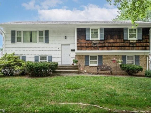 House for sale in Parsippany, New Jersey