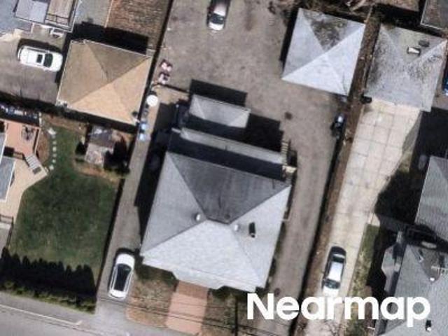 House for sale in Waltham