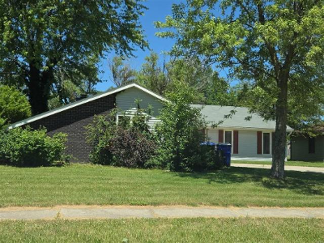 House for sale in Woodburn, Indiana