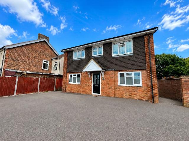 Apartment for rent in Westborough, Surrey