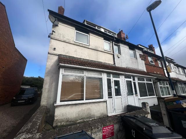 Studio for rent in Cotteridge, West Midlands