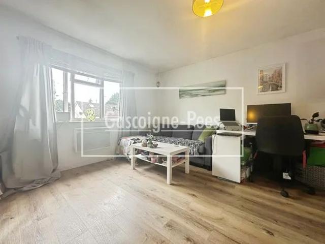 House for rent in Westborough, Surrey