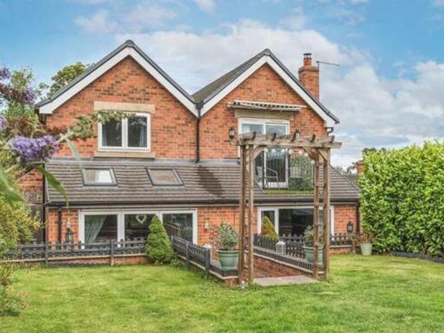 House for sale in East Midlands