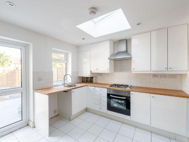 House for rent in London Borough of Merton, Mitcham