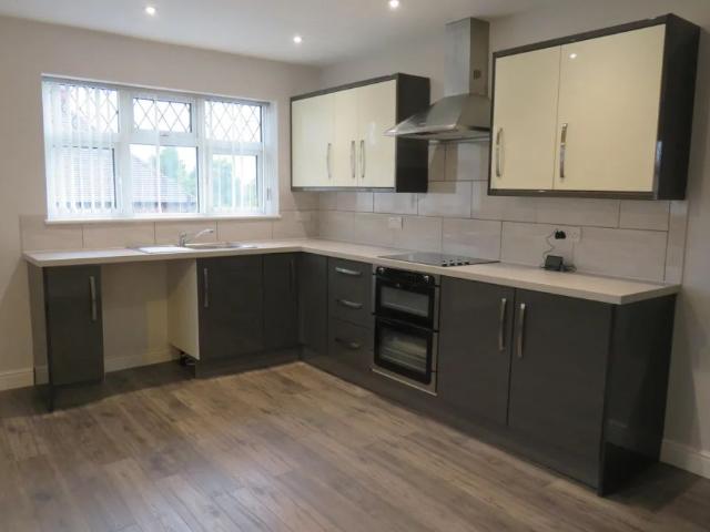 Apartment for rent in The Heath, Beamhurst