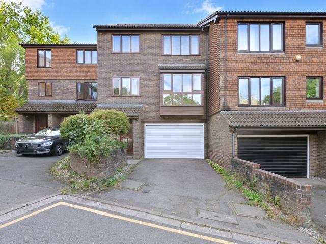 House for rent in London Borough of Hillingdon, Greater London