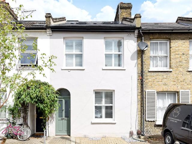House for rent in London Borough of Merton, Merton Park