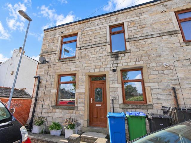 House for rent in Wardle, Rochdale