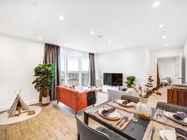 House for rent in Colindale, Greater London