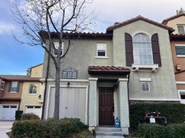 Condo for sale in Canyon Country, California