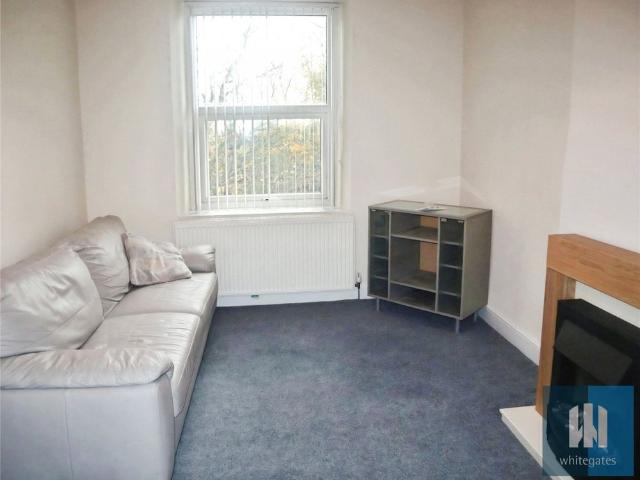 Room for rent in Fartown Green, Kirklees