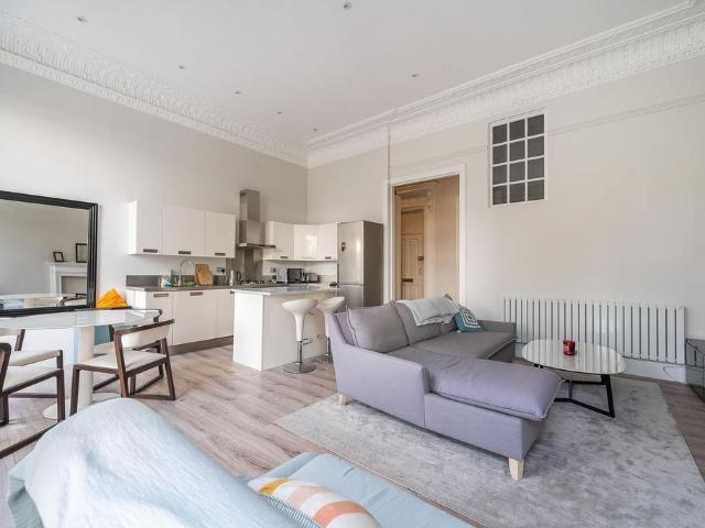 House for rent in South Kensington, Greater London