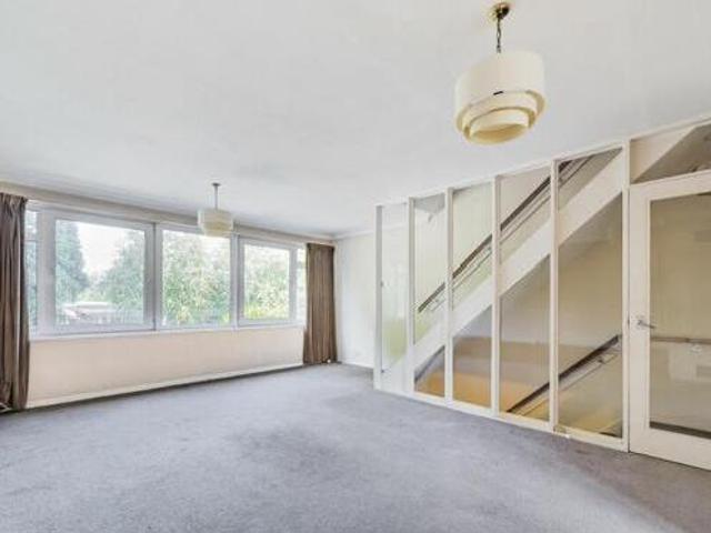 House for sale in Richmond Hill, Deepcut